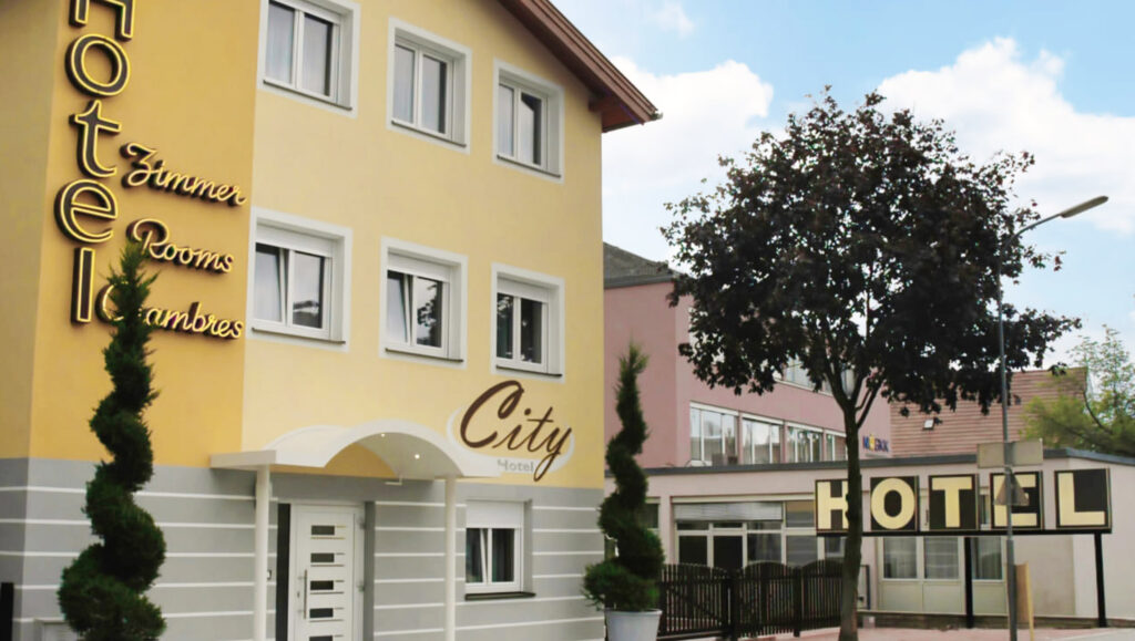 Cityhotel in Neunkirchen Außenansicht